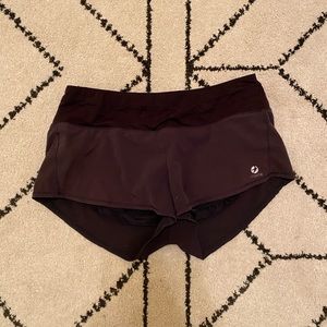 Oiselle Mac Roga shorts